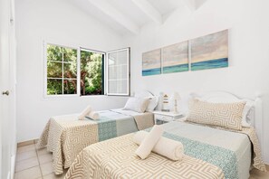 3 makuuhuonetta, Wi-Fi, vuodevaatteet