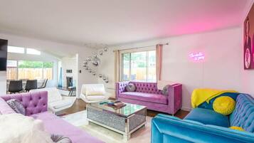 TV, fireplace, video games