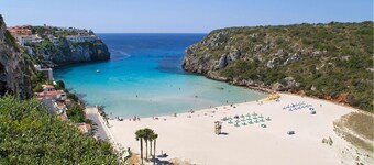 Villa Mirador by Villa Plus