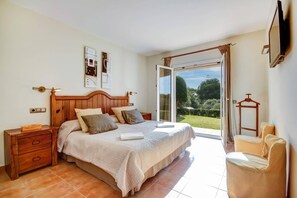 4 makuuhuonetta, Wi-Fi, vuodevaatteet