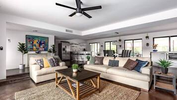 Smart TV, table tennis, books