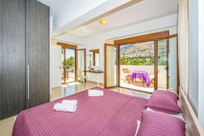 3 chambres, fer et planche Ă repasser, Wi-Fi gratuit, draps fournis