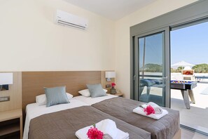 3 bedrooms, iron/ironing board, free WiFi, bed sheets