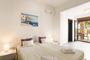 3 bedrooms, WiFi, bed sheets