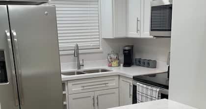 Modern Spacious Condo- Centrally Located!