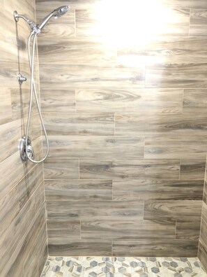 Shower, hair dryer, towels, soap - Modern Spacious Condo- Centrally Located! (Brownsville)