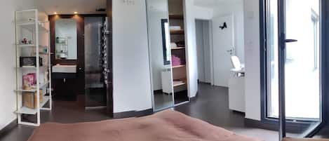 4 chambres, bureau, fer et planche Ă repasser, Wi-Fi gratuit