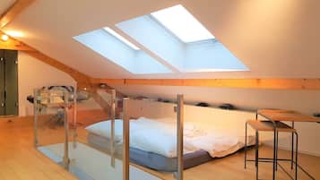 4 Schlafzimmer, Schreibtisch, BĂŒgeleisen/BĂŒgelbrett, kostenloses WLAN