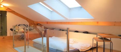 4 dormitorios, escritorio, tabla de planchar con plancha y wifi gratis