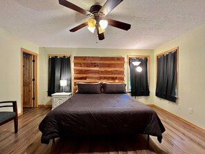 4 bedrooms, free WiFi, bed sheets