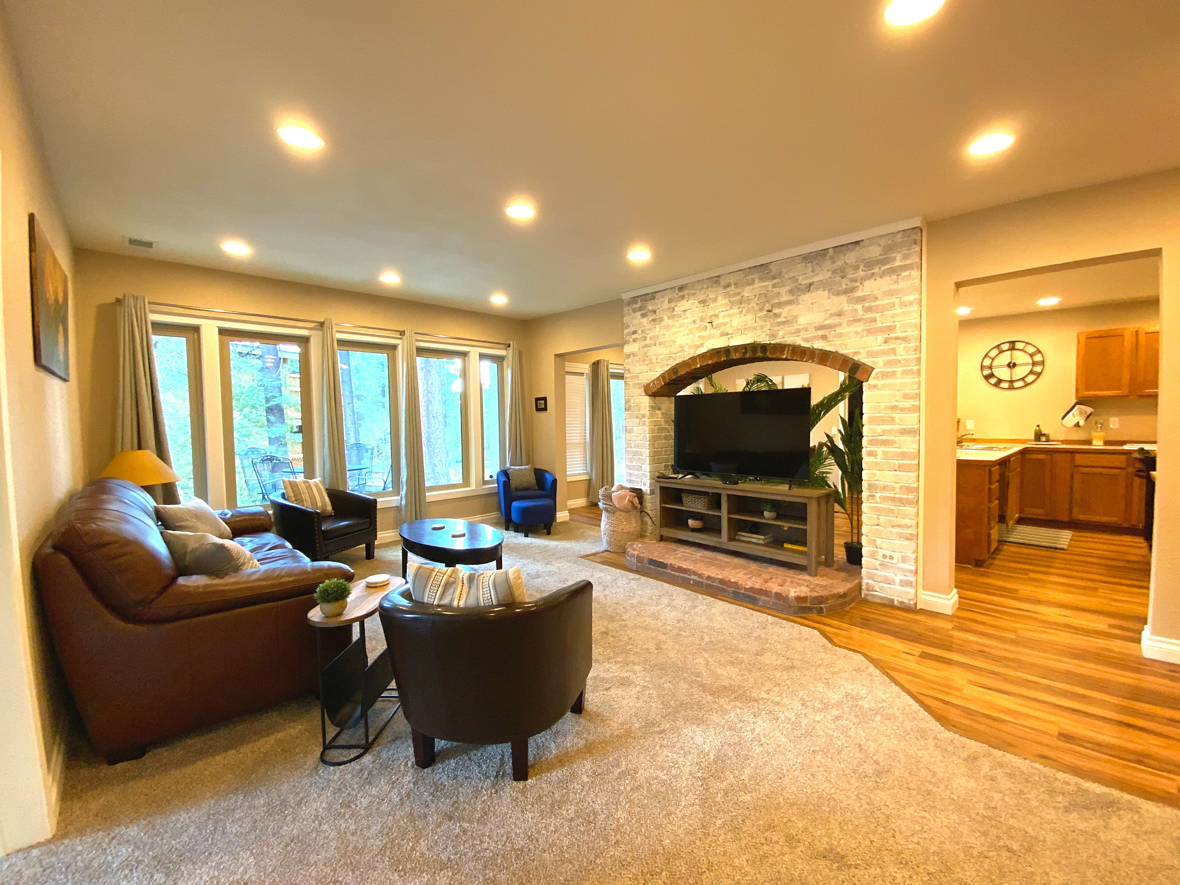 Serene location, close to trails, and close to all Tahoe Donner amenities! 
