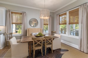 Dining - Lake Tuscaloosa Getaway! Perfect for Football Weekends! (Northport)