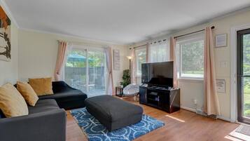 Smart TV, videojuegos y libros