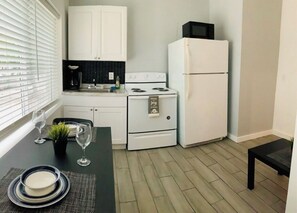 Microwave, oven, stovetop, coffee/tea maker