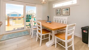 Dining - Footprints In The Sand - Awesome 3 BR Home on 2nd Row! (Topsail Beach)