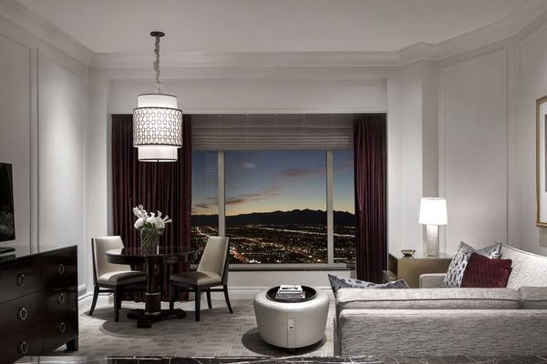 Ropa de cama hipoalergénica y minibar