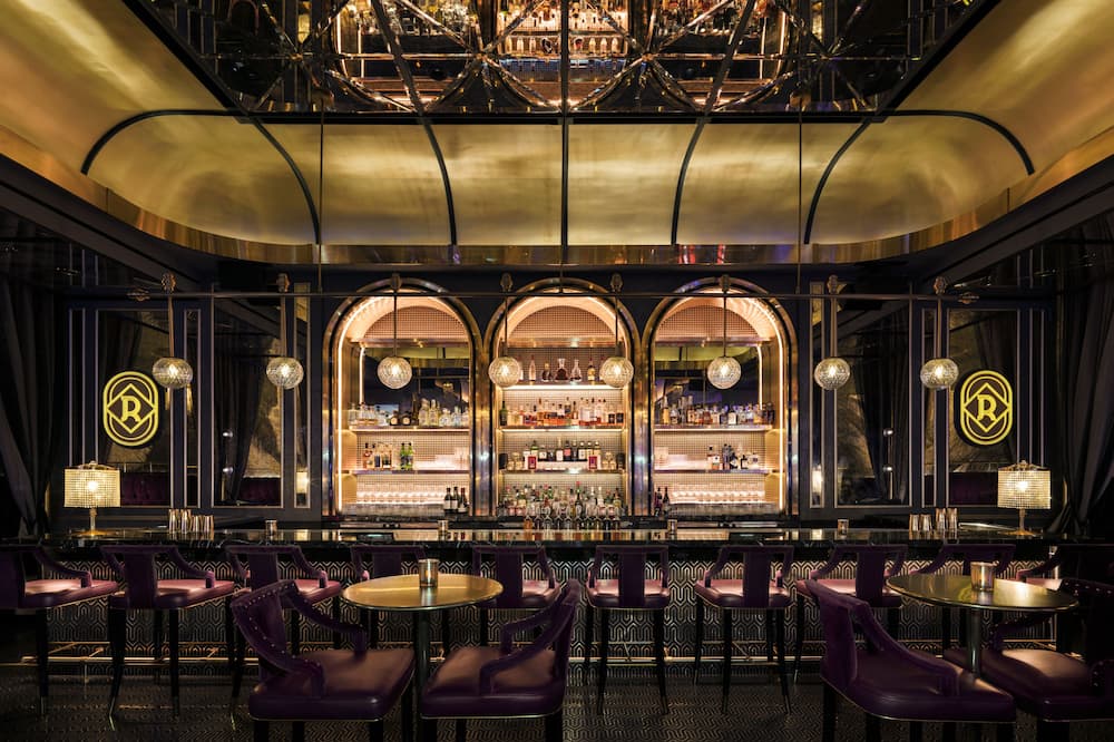 The Palazzo Prestige Club Lounge
