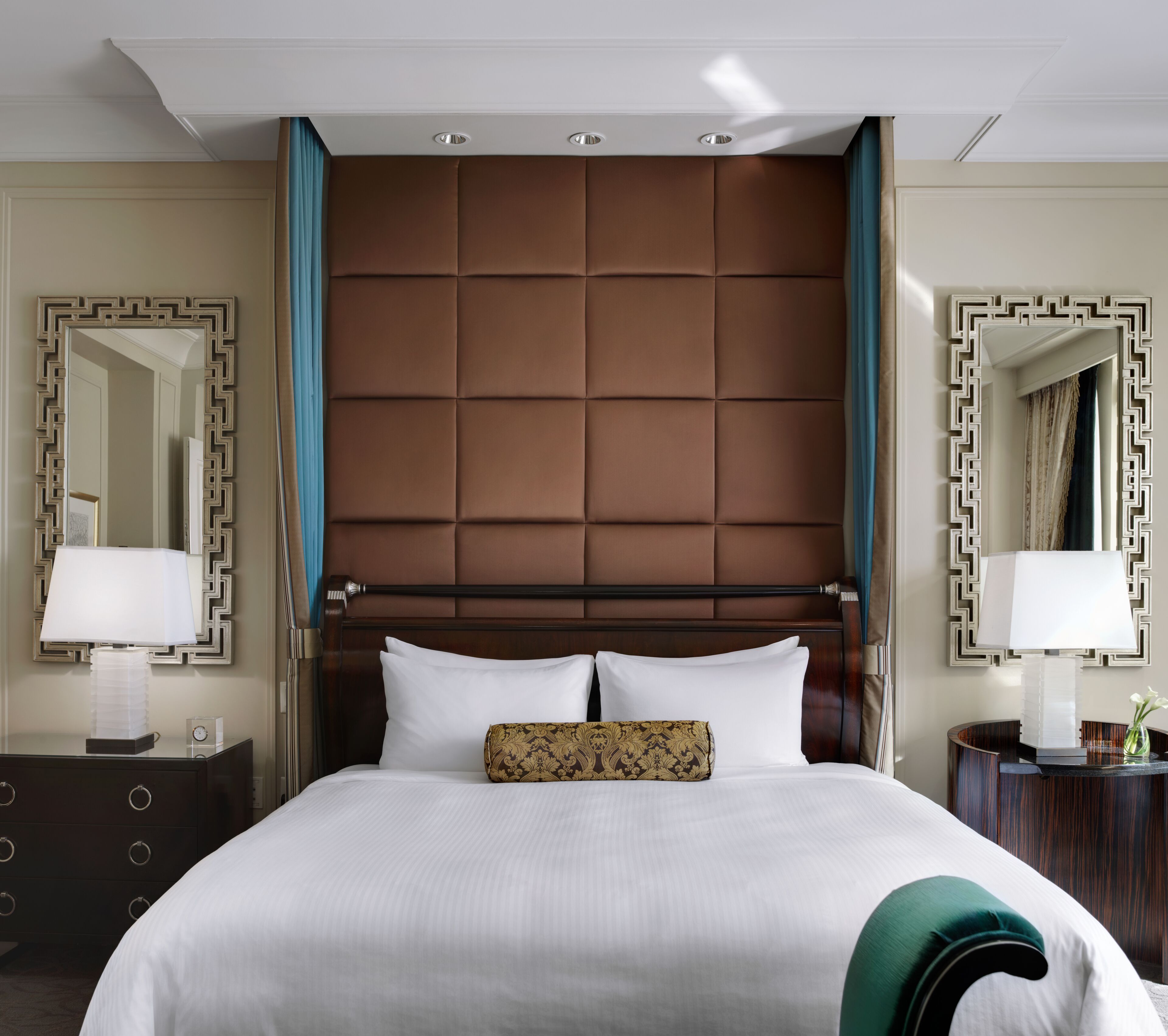 Hypo-allergenic bedding, minibar, in-room safe, desk