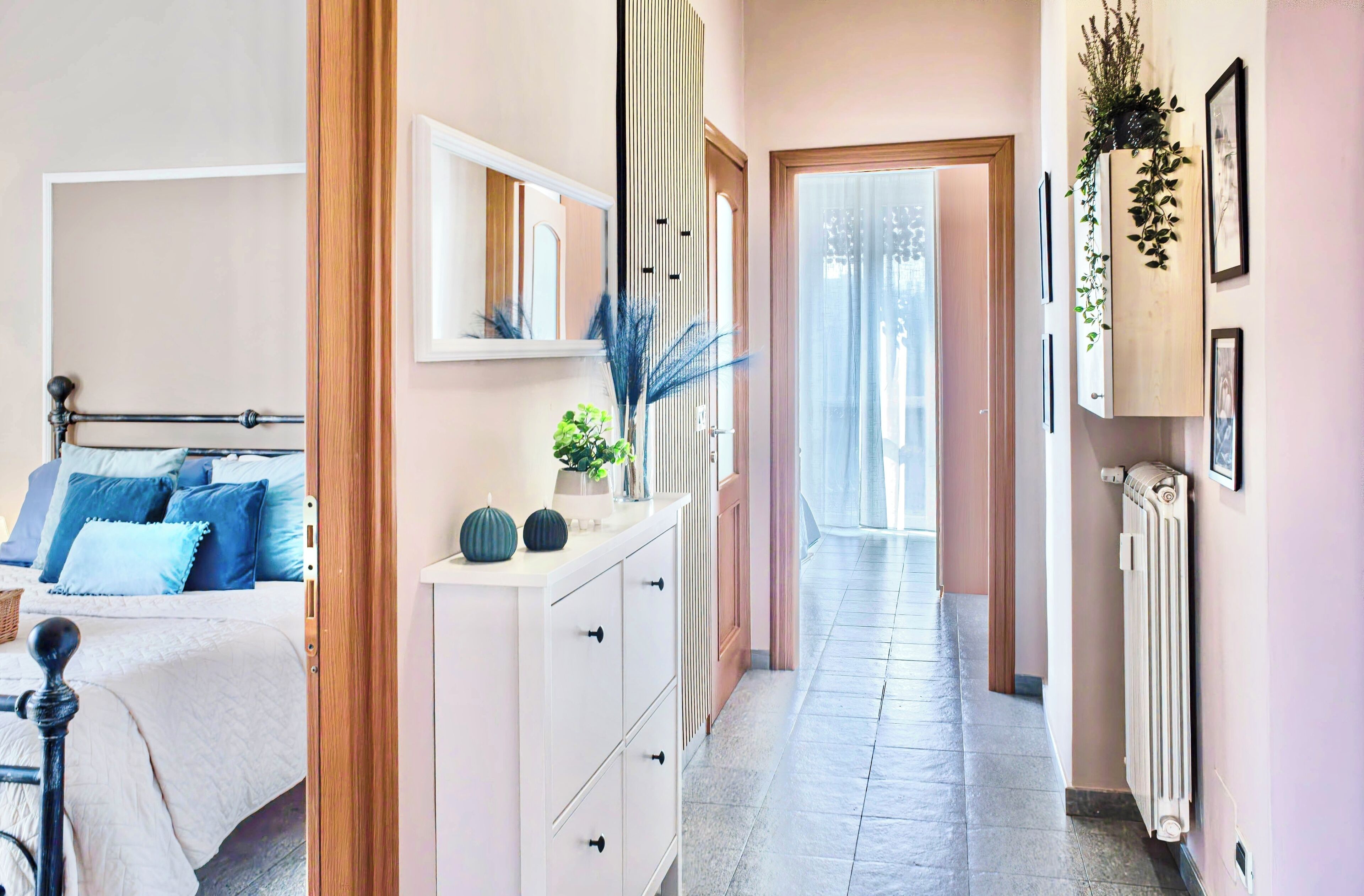 2 bedrooms, desk, iron/ironing board, free WiFi