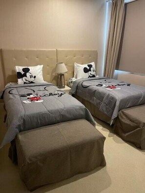 4 bedrooms, iron/ironing board, travel crib, free WiFi