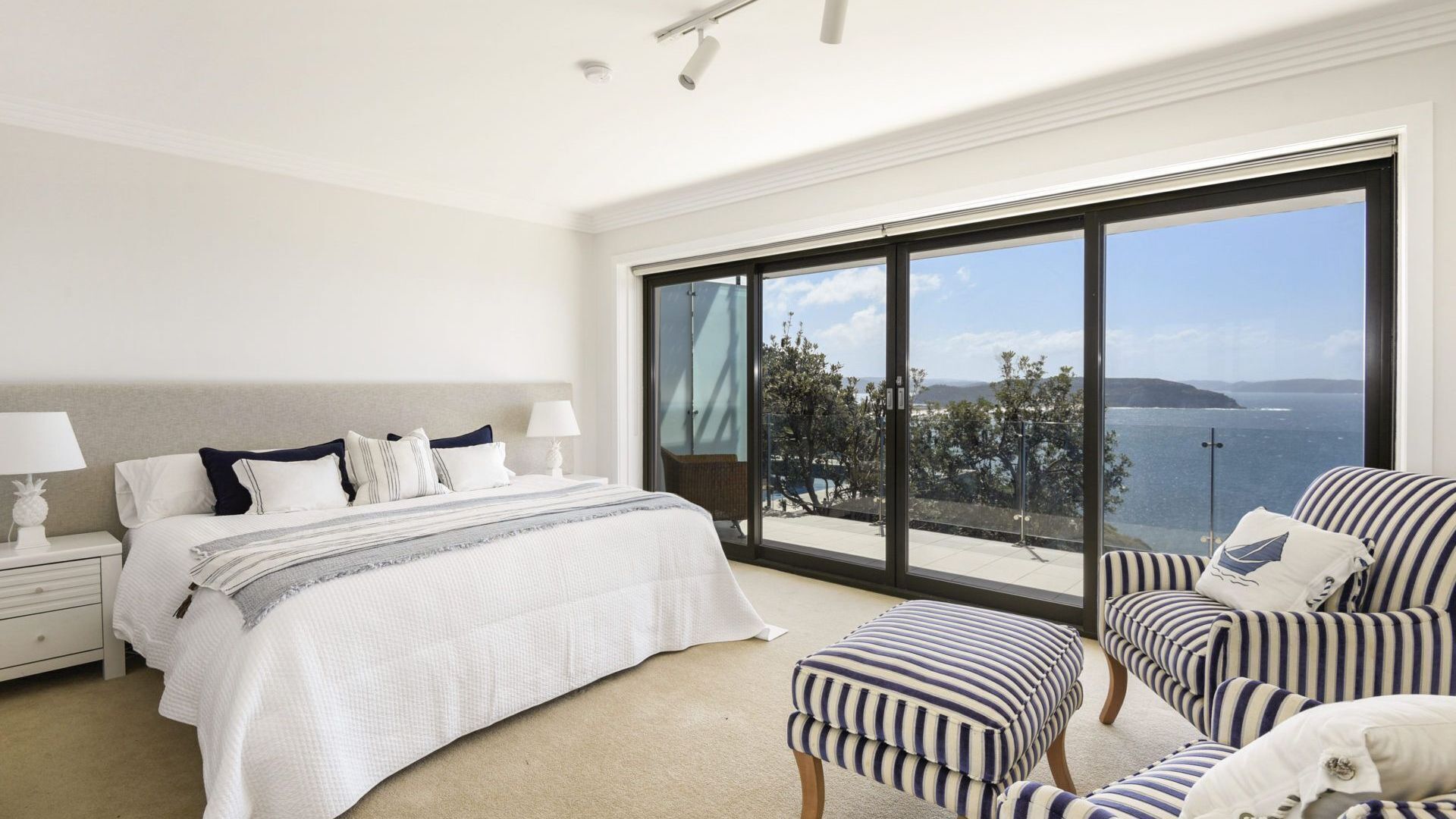 AMALFI VILLA by Palm Beach Holiday Rentals — image 12