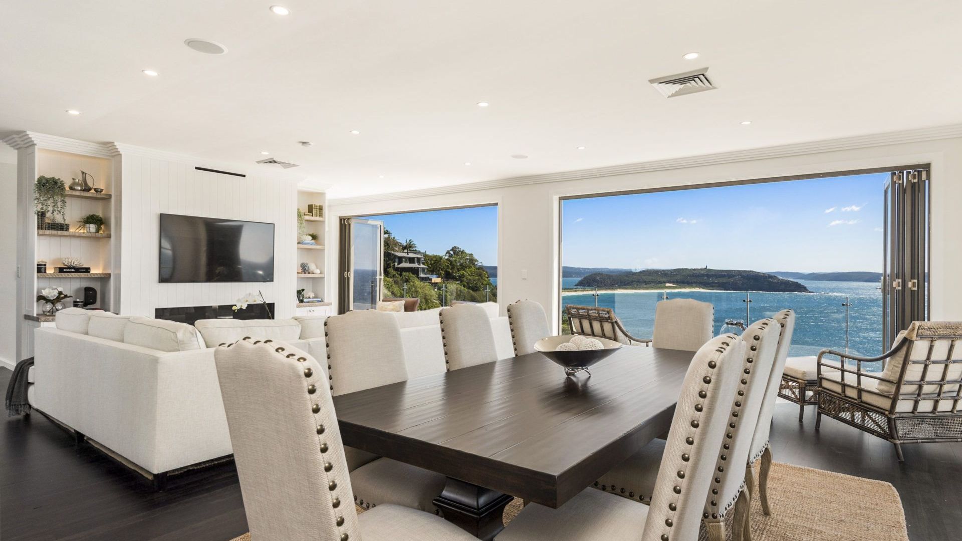 AMALFI VILLA by Palm Beach Holiday Rentals — image 7