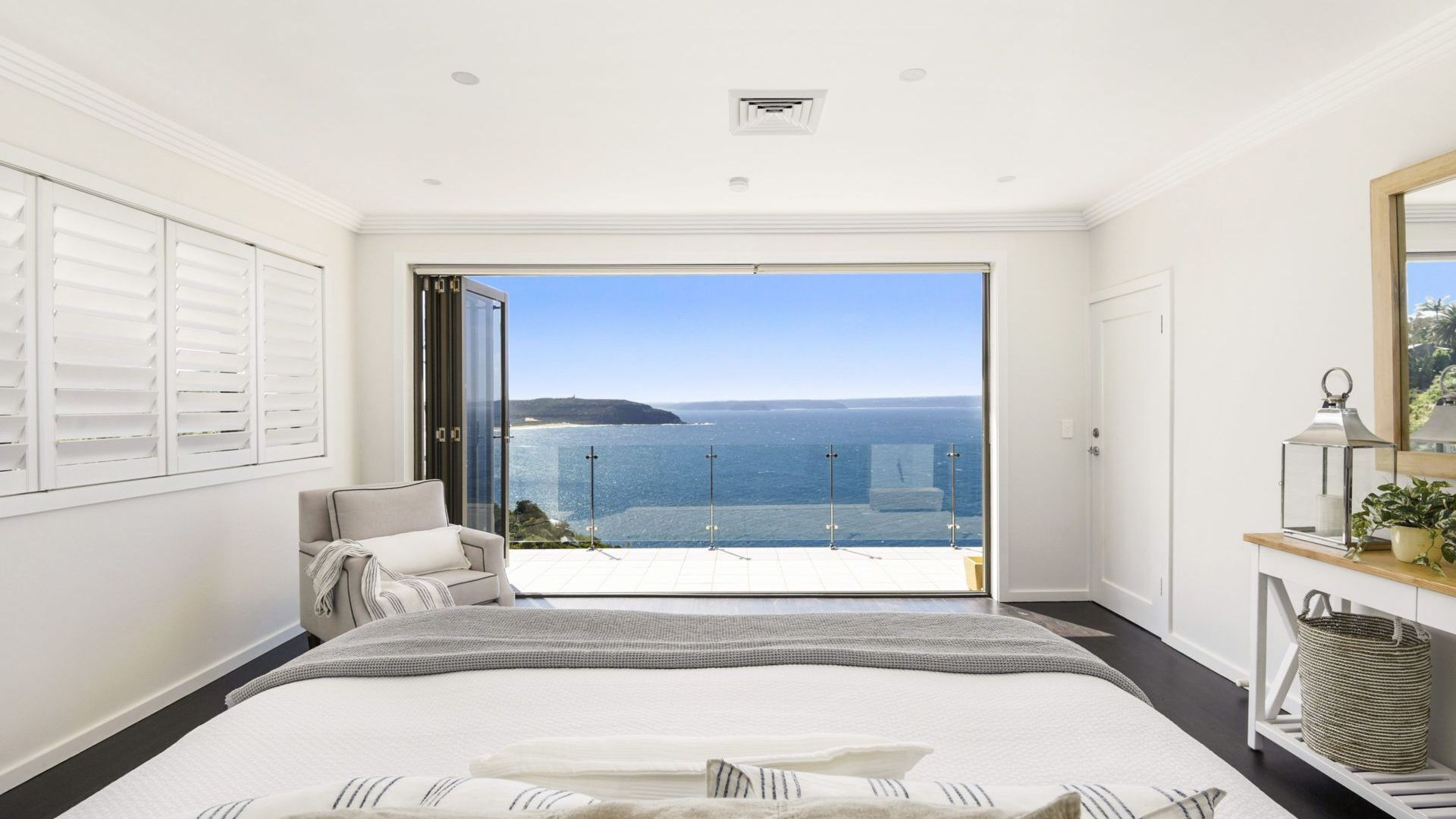 AMALFI VILLA by Palm Beach Holiday Rentals — image 11