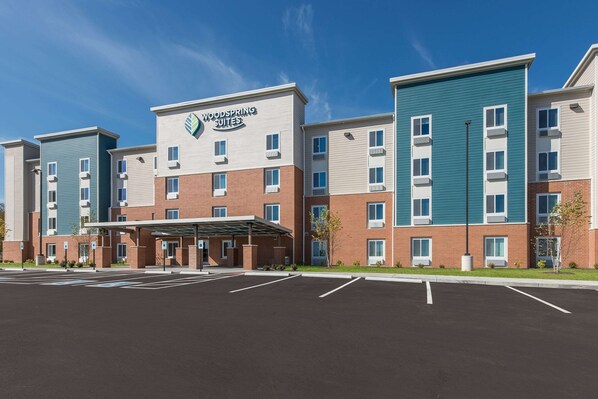Exterior - Woodspring Suites Dayton North (Dayton)