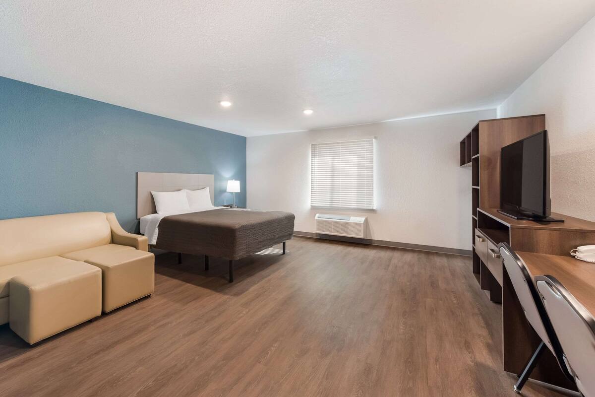 Chambre, 1 grand lit, accessible aux personnes à mobilité réduite, non-fumeur