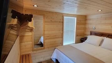 3 camere, ferro/asse da stiro, accesso a Internet gratuito, lenzuola