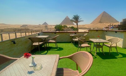 Double Room with Balcony Pyramids View
