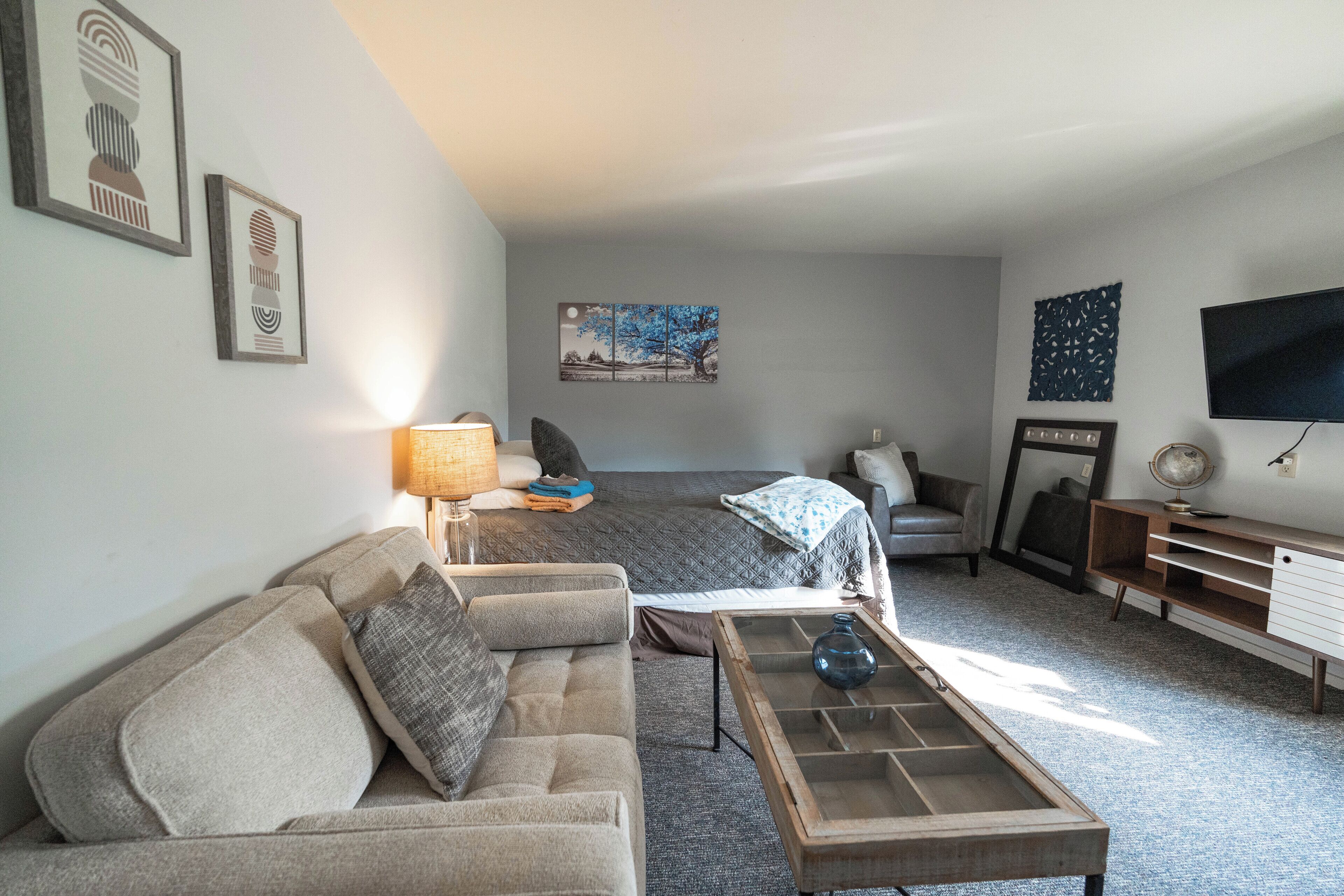 Timberline Rentals - Downtown Ellicottville - Room 203