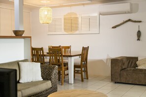Books - Reflections Ground Level 2 Bedroom air-con self-contained apartment, River views (Wooli)