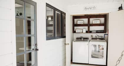 Farm house Casita with great views and privacy !