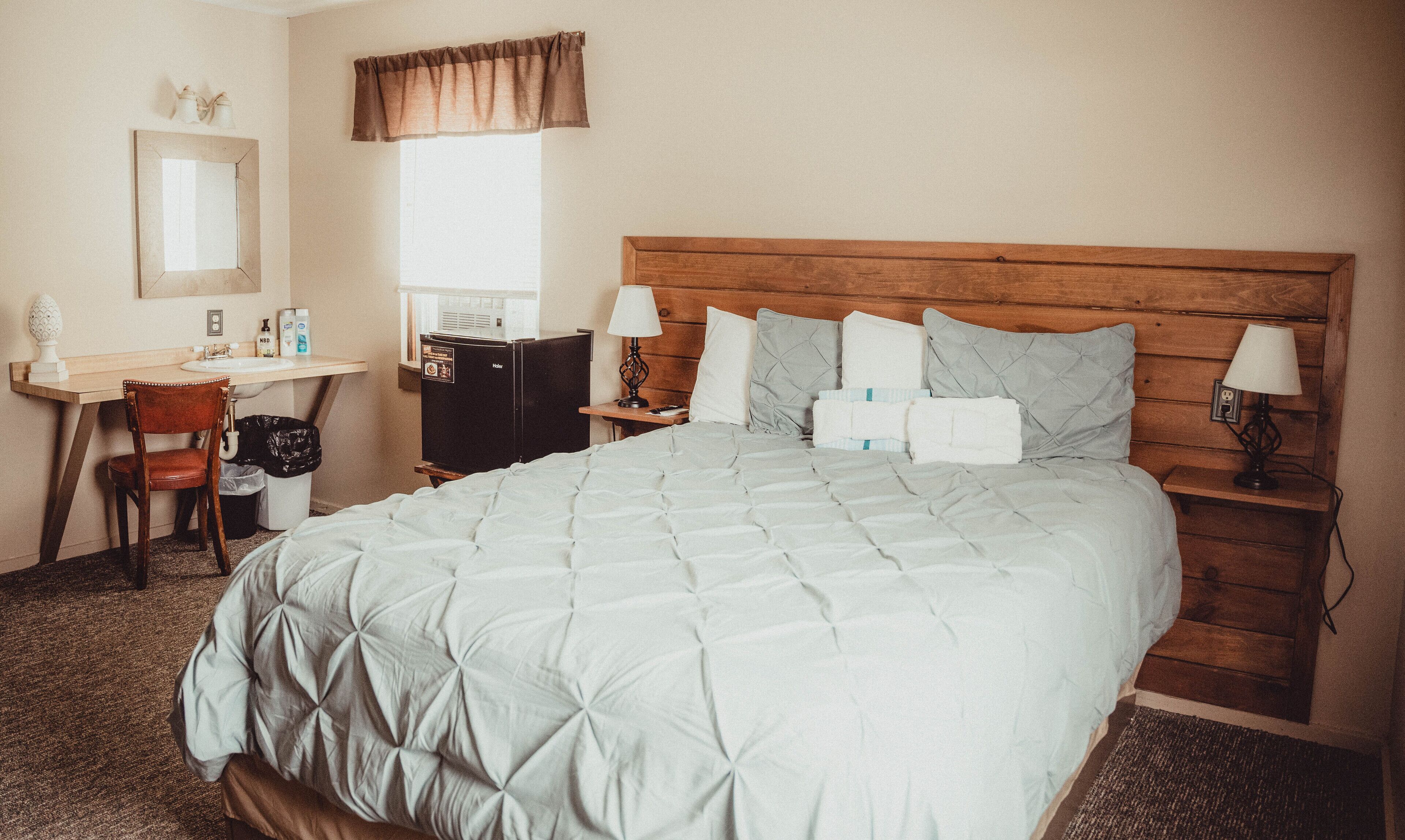 Timberline Lodge - Downtown Ellicottville - Room 204