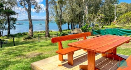 Serendipity - Relaxing lakefront escape