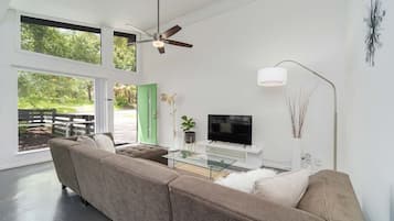 Smart TV