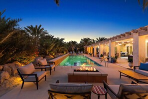 Beheizter Pool