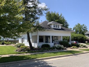 Exterior - Charming Bungalow on Winona Lake Island (Winona Lake)