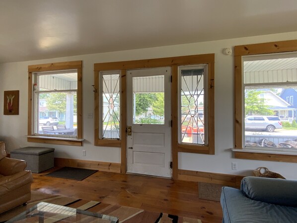 Interior - Charming Bungalow on Winona Lake Island (Winona Lake)