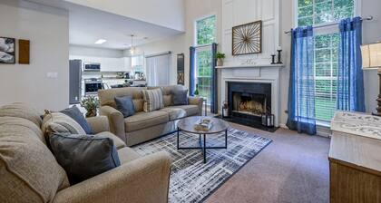 Pet-Friendly 3BR w/ Porch & Grill | Weekday Deals!