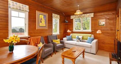 Otahuna Hideaway-Secluded and private 1 bedroom cottage