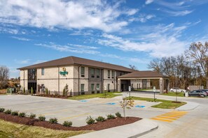 Exterior - Quality Inn Lebanon - Nashville Area (Lebanon)