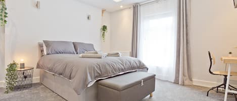 House, Private Bathroom | 4 bedrooms