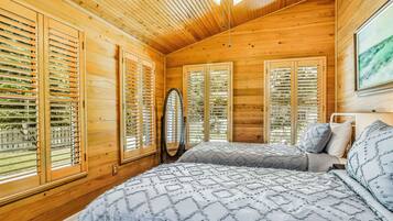 3 chambres, fer et planche Ă repasser, accĂšs Internet, draps fournis