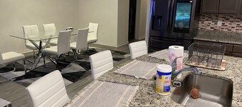 Luxury defined - Beautiful 5BR 3Ba Home Perfect for entire family vacation