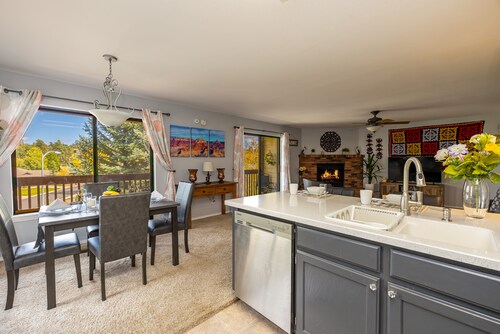 Spectacular Country Club Entire Condo - 2 Bedroom