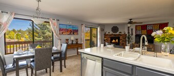 Spectacular Country Club Entire Condo - 2 Bedroom