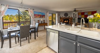 Spectacular Country Club Entire Condo - 2 Bedroom