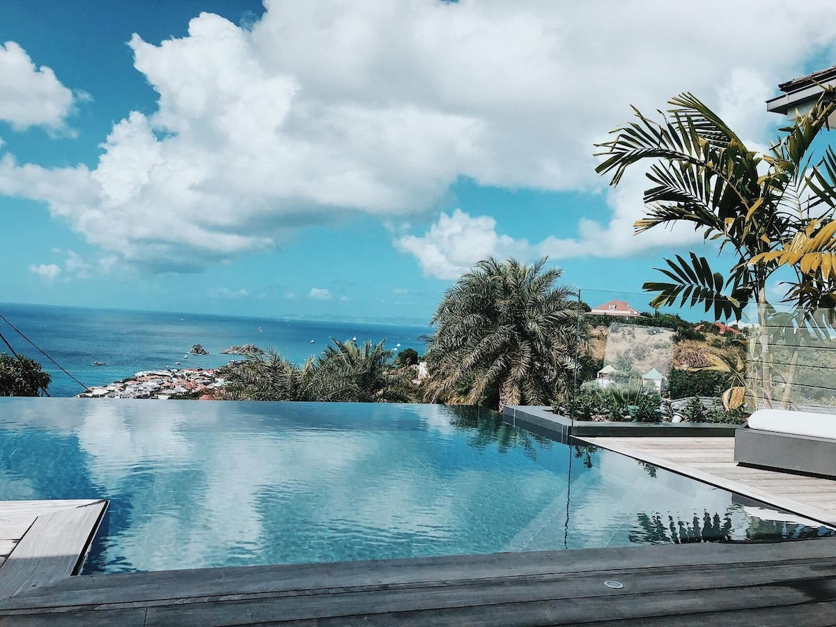 Villa JSA – Luxury at every corner Villa JSA – Luxury at every corner